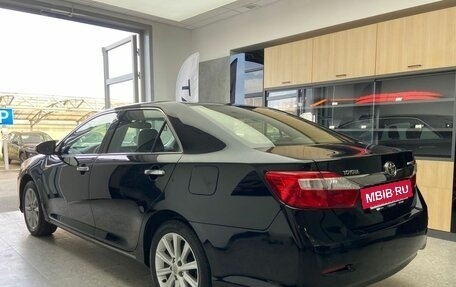 Toyota Camry, 2013 год, 1 850 000 рублей, 8 фотография