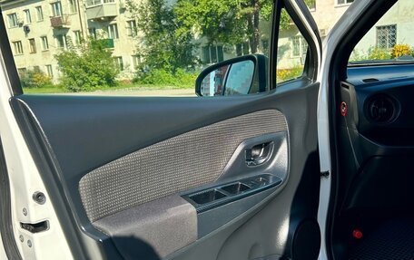 Toyota Vitz, 2017 год, 910 000 рублей, 21 фотография
