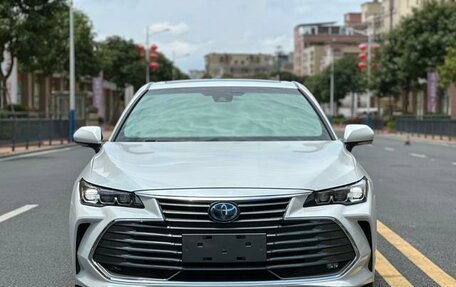Toyota Avalon, 2021 год, 2 290 000 рублей, 2 фотография