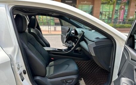 Toyota Avalon, 2021 год, 2 290 000 рублей, 10 фотография