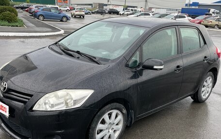 Toyota Auris II, 2011 год, 975 000 рублей, 5 фотография