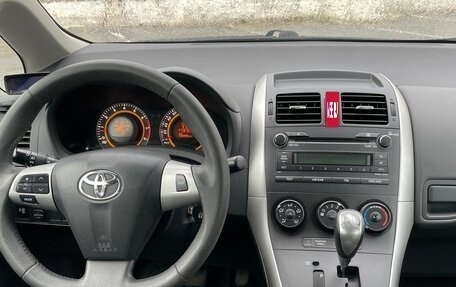 Toyota Auris II, 2011 год, 975 000 рублей, 4 фотография