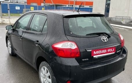 Toyota Auris II, 2011 год, 975 000 рублей, 8 фотография