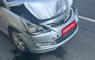 Hyundai Solaris II рестайлинг, 2015 год, 700 000 рублей, 1 фотография