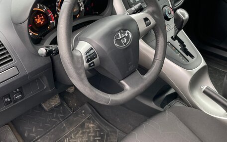 Toyota Auris II, 2011 год, 975 000 рублей, 16 фотография