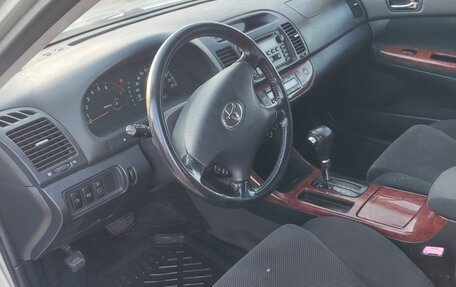 Toyota Camry V40, 2004 год, 550 000 рублей, 11 фотография