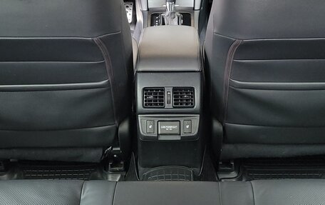 Subaru Outback IV рестайлинг, 2018 год, 2 300 000 рублей, 8 фотография