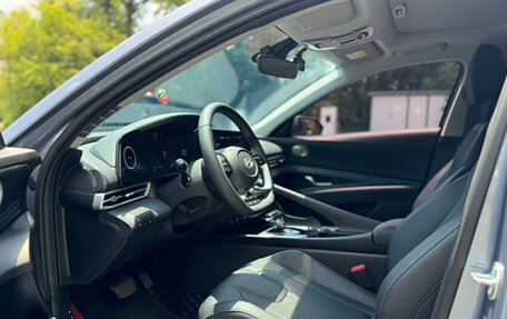 Hyundai Elantra, 2023 год, 1 520 325 рублей, 8 фотография