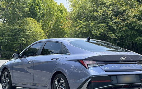 Hyundai Elantra, 2023 год, 1 520 325 рублей, 4 фотография