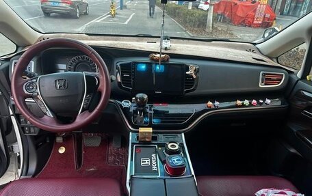 Honda Odyssey IV, 2021 год, 2 275 000 рублей, 6 фотография
