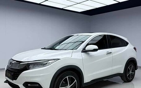 Honda Vezel, 2020 год, 1 500 000 рублей, 1 фотография