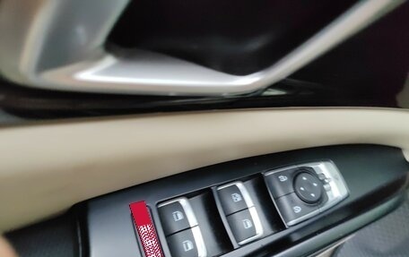 KIA Carnival, 2020 год, 3 350 000 рублей, 16 фотография