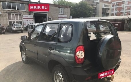Chevrolet Niva I рестайлинг, 2013 год, 520 000 рублей, 4 фотография
