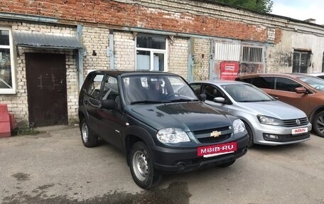 Chevrolet Niva I рестайлинг, 2013 год, 520 000 рублей, 2 фотография