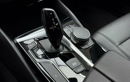 BMW 5 серия, 2019 год, 3 849 000 рублей, 15 фотография