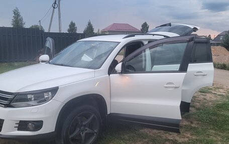 Volkswagen Tiguan I, 2012 год, 1 050 000 рублей, 2 фотография