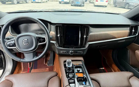 Volvo S90 II рестайлинг, 2021 год, 2 480 000 рублей, 8 фотография