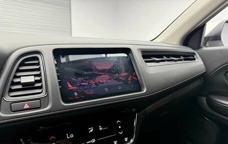 Honda Vezel, 2020 год, 1 500 000 рублей, 11 фотография