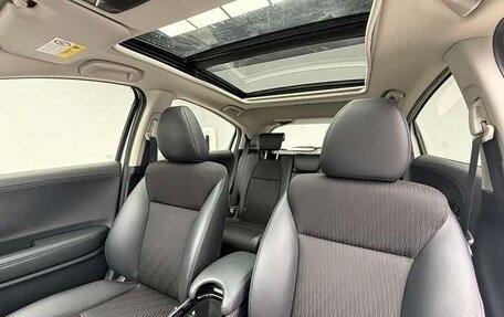 Honda Vezel, 2020 год, 1 500 000 рублей, 17 фотография