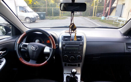 Toyota Corolla, 2012 год, 1 125 000 рублей, 10 фотография