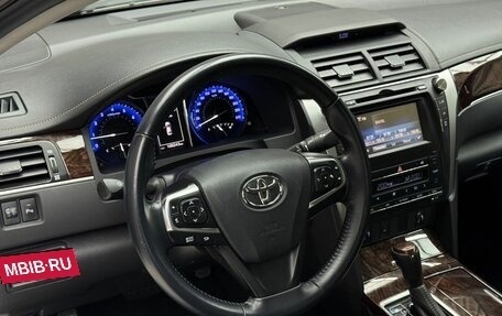 Toyota Camry, 2016 год, 2 319 000 рублей, 10 фотография