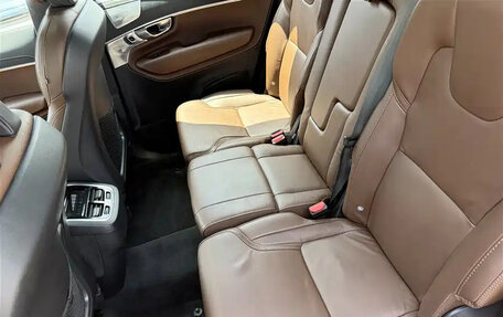 Volvo XC90 II рестайлинг, 2023 год, 4 700 000 рублей, 9 фотография