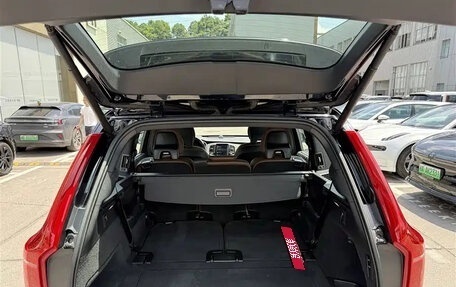 Volvo XC90 II рестайлинг, 2023 год, 4 700 000 рублей, 12 фотография