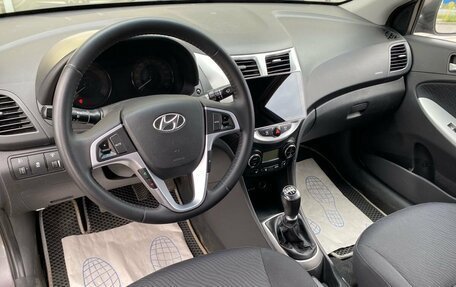 Hyundai Solaris II рестайлинг, 2011 год, 419 000 рублей, 7 фотография