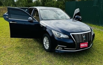 Toyota Crown, 2018 год, 2 399 000 рублей, 1 фотография