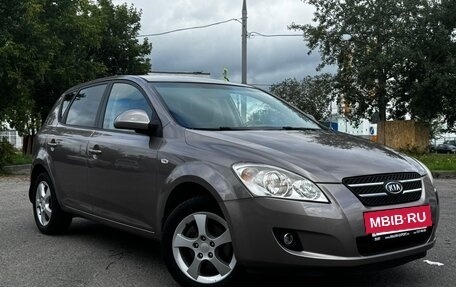 KIA cee'd I рестайлинг, 2008 год, 800 000 рублей, 2 фотография