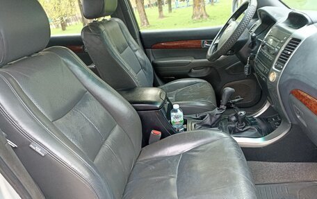 Toyota Land Cruiser Prado 120 рестайлинг, 2003 год, 1 400 000 рублей, 6 фотография