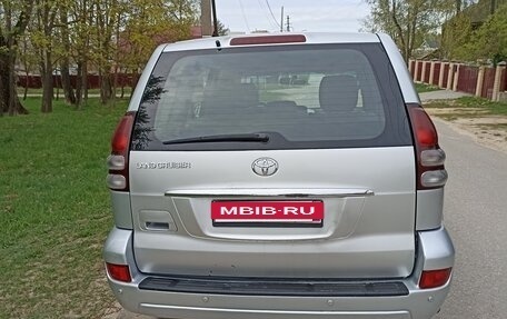 Toyota Land Cruiser Prado 120 рестайлинг, 2003 год, 1 400 000 рублей, 4 фотография