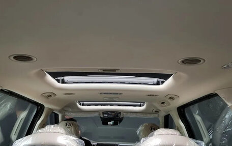 KIA Carnival, 2025 год, 5 300 000 рублей, 20 фотография