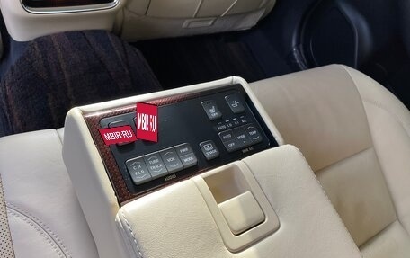 Toyota Crown, 2018 год, 2 399 000 рублей, 4 фотография
