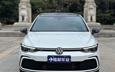 Volkswagen Golf VIII, 2023 год, 1 290 590 рублей, 9 фотография