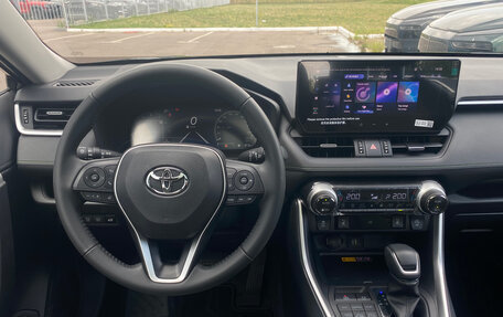 Toyota RAV4, 2025 год, 3 900 000 рублей, 9 фотография
