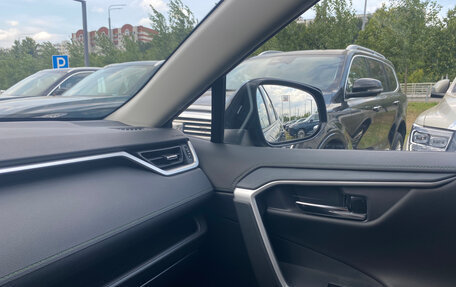 Toyota RAV4, 2025 год, 3 900 000 рублей, 10 фотография