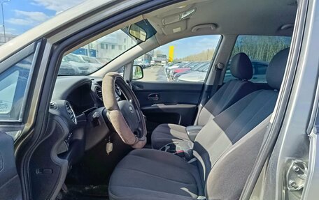 KIA Carens III (RP), 2011 год, 789 000 рублей, 9 фотография