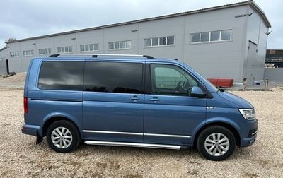 Volkswagen Multivan T6 рестайлинг, 2017 год, 3 500 000 рублей, 1 фотография