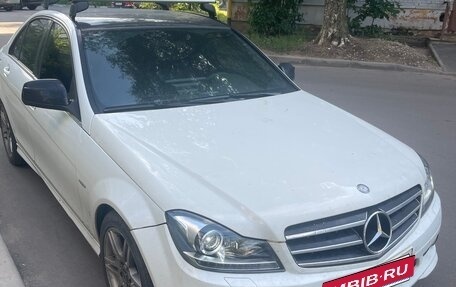 Mercedes-Benz C-Класс, 2007 год, 800 000 рублей, 3 фотография