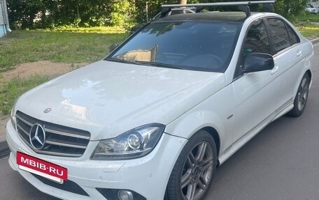 Mercedes-Benz C-Класс, 2007 год, 800 000 рублей, 4 фотография