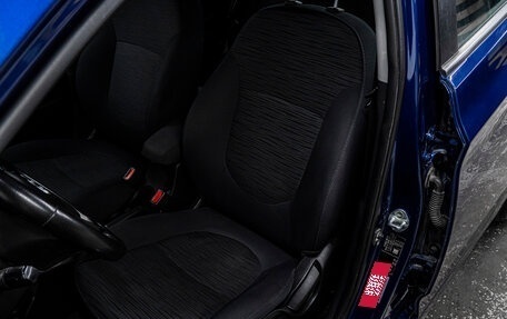 Hyundai Solaris II рестайлинг, 2015 год, 839 000 рублей, 13 фотография