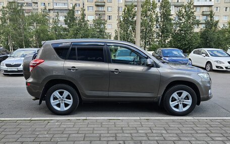 Toyota RAV4, 2011 год, 1 299 000 рублей, 4 фотография