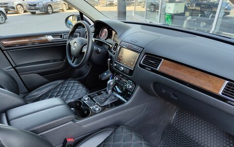 Volkswagen Touareg III, 2016 год, 2 715 000 рублей, 7 фотография