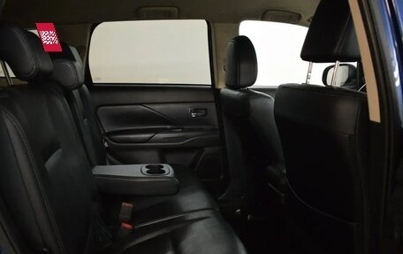 Mitsubishi Outlander III рестайлинг 3, 2013 год, 1 250 000 рублей, 12 фотография