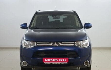 Mitsubishi Outlander III рестайлинг 3, 2013 год, 1 250 000 рублей, 2 фотография
