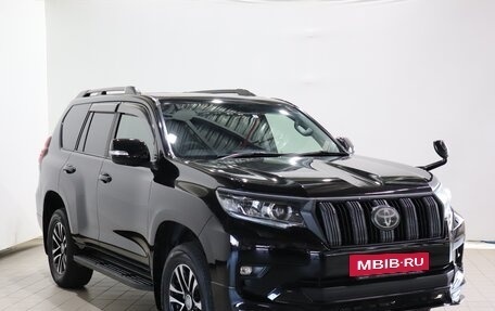 Toyota Land Cruiser Prado 150 рестайлинг 2, 2019 год, 3 800 000 рублей, 3 фотография