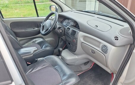 Renault Scenic III, 2003 год, 250 000 рублей, 2 фотография