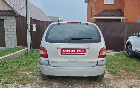 Renault Scenic III, 2003 год, 250 000 рублей, 7 фотография