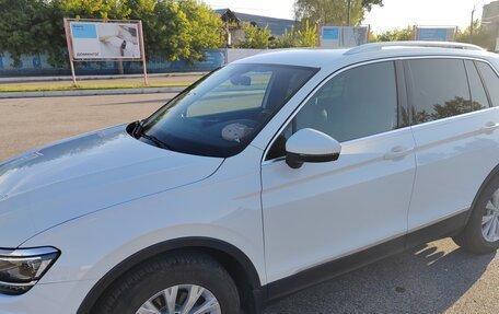 Volkswagen Tiguan II, 2017 год, 2 520 000 рублей, 6 фотография